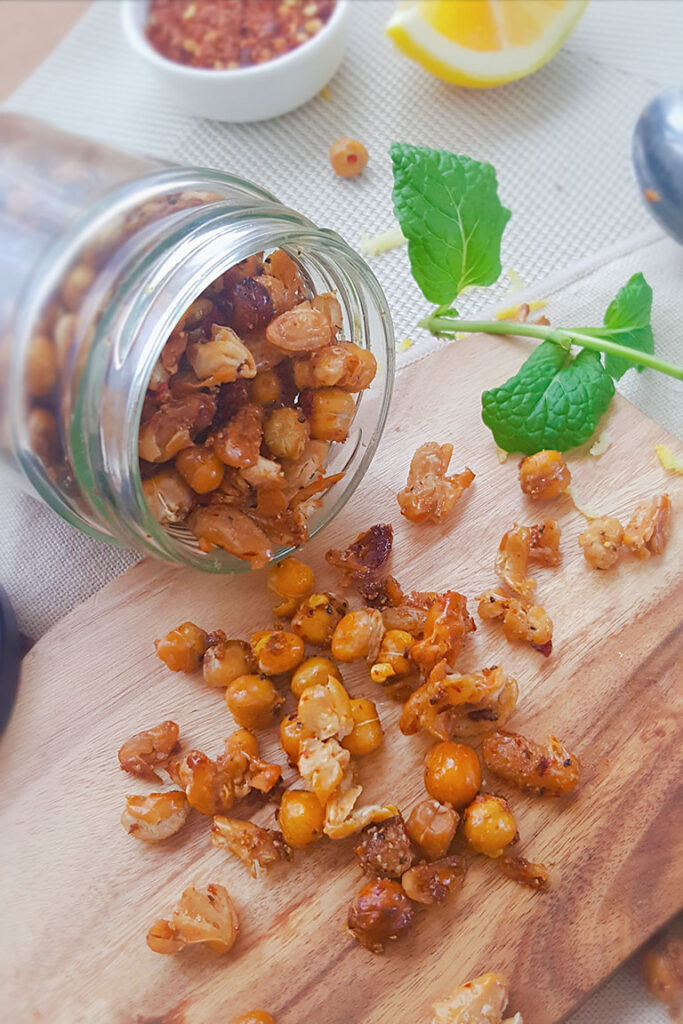 SWEET AND SPICY ROASTED CHICKPEAS 