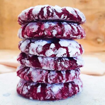 Vegan Red Velvet crinkle cookies