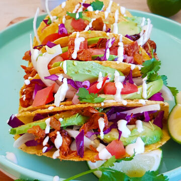 crispy hard shell corn tacos with jackfruit meat