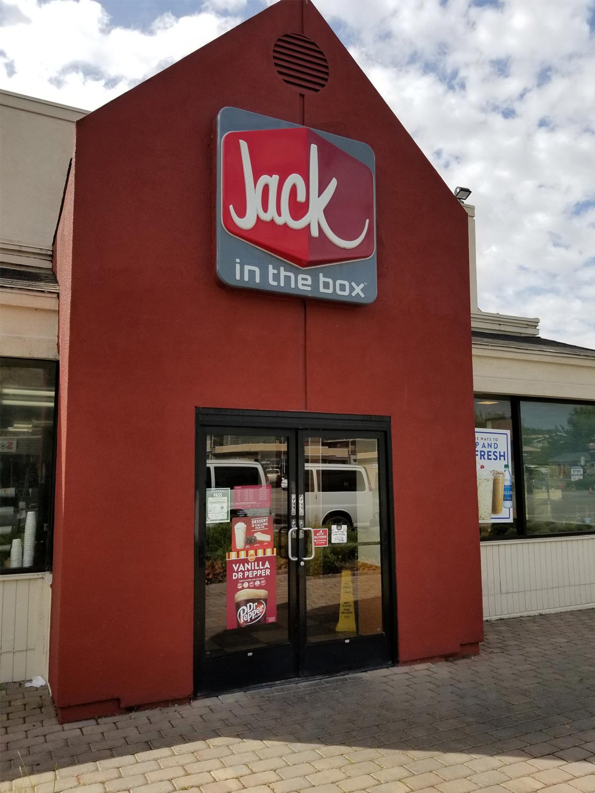 JACK IN THE BOX OUTLET