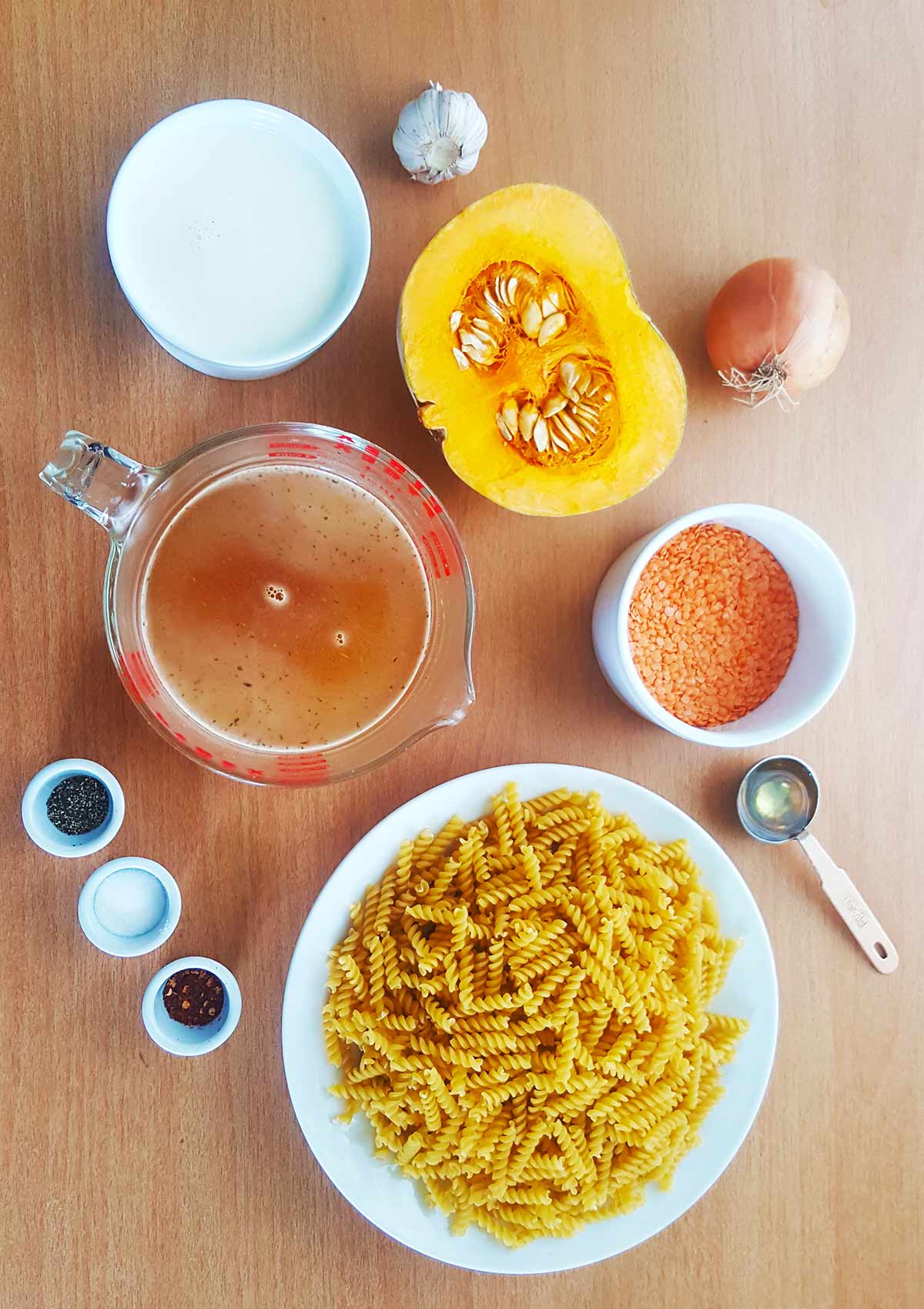 Vegan pumpkin pasta ingredients 