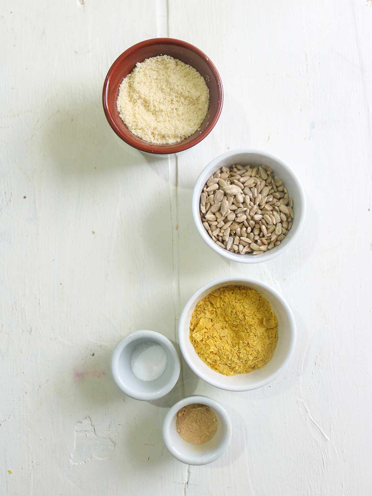 vegan parmesan cheese ingredients