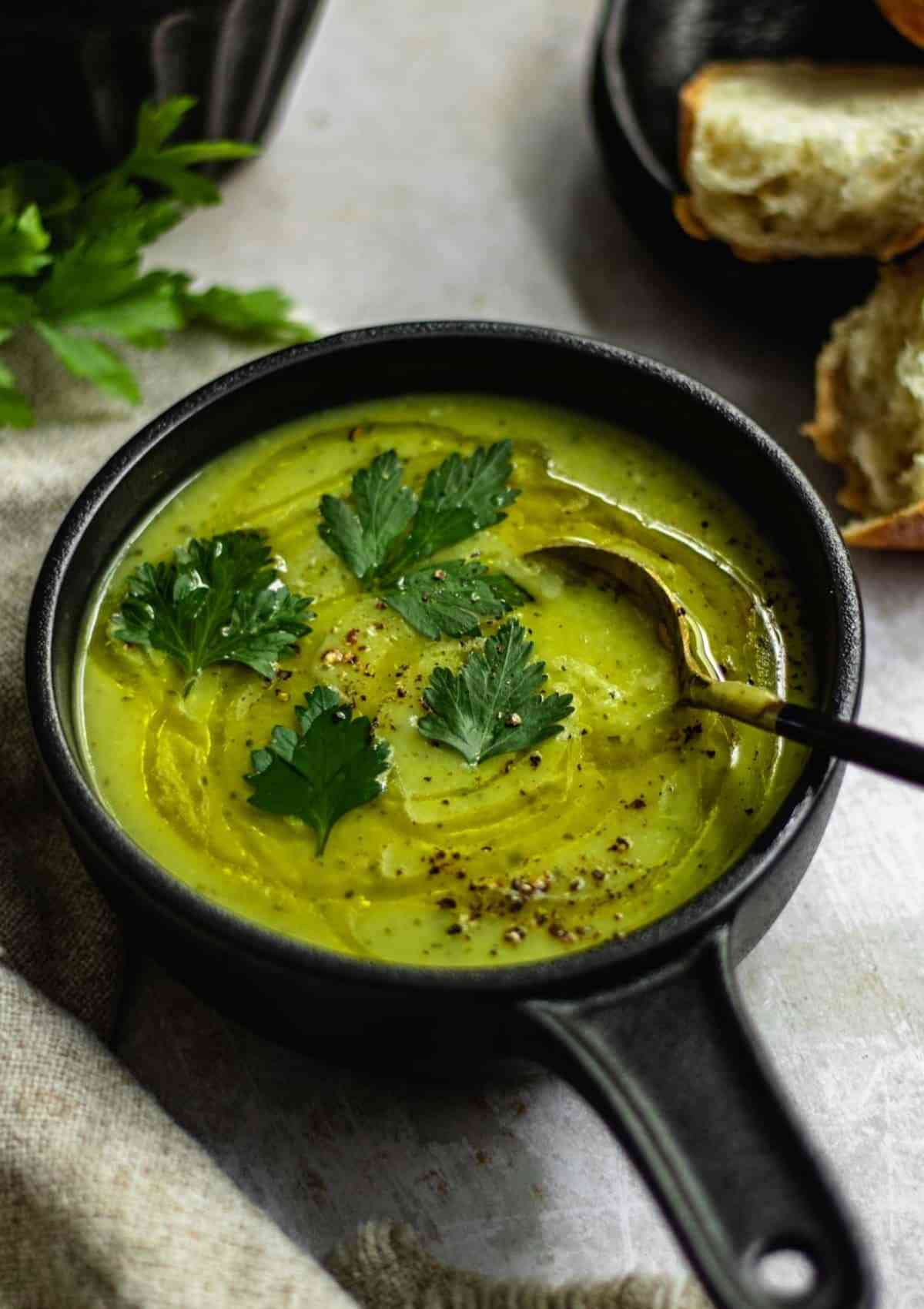 Healthy Creamy Zucchini Potato Soup