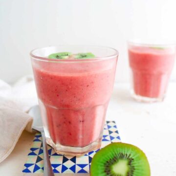 strawberry kiwi pineapple smoothie in a glass