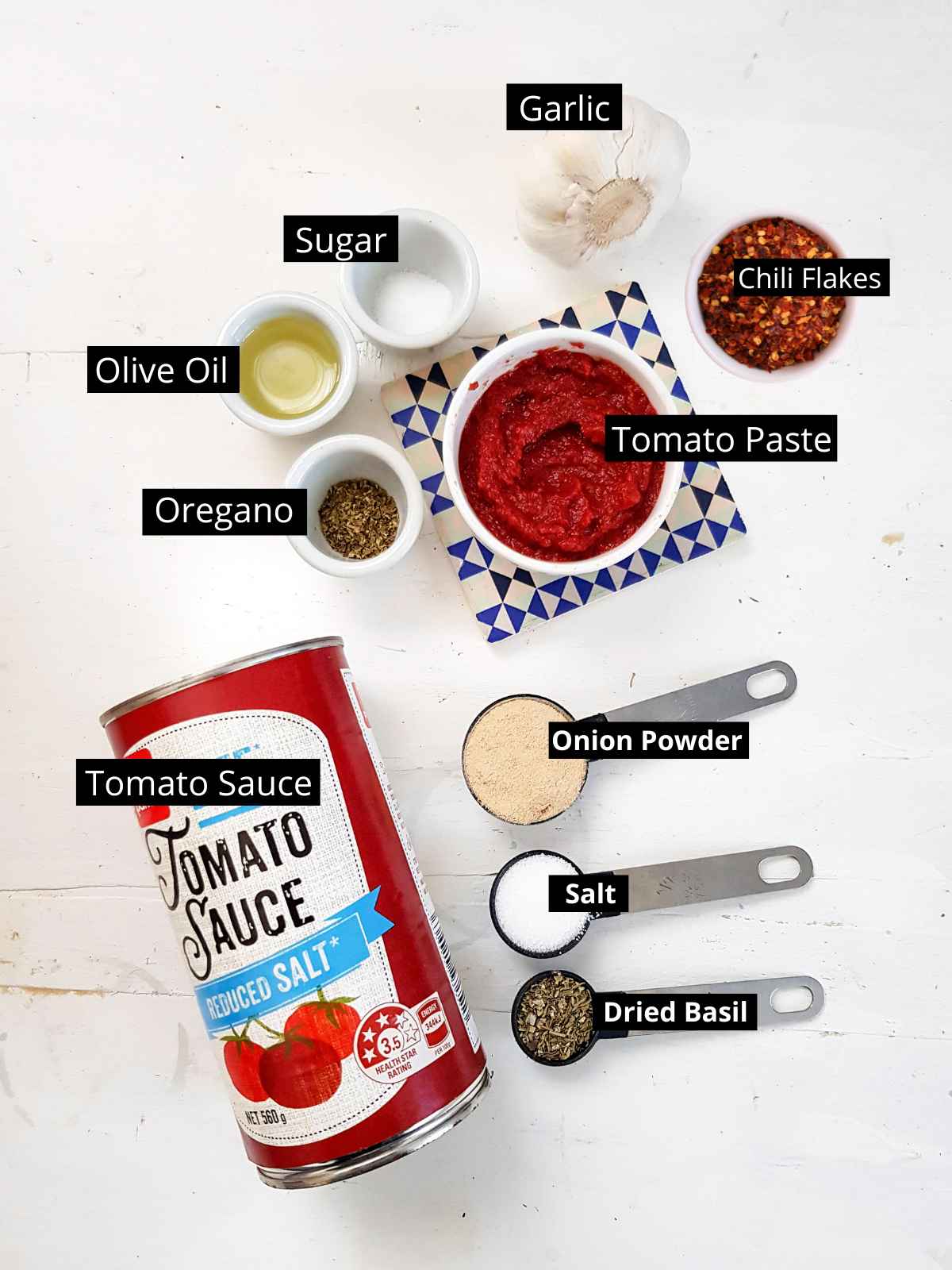Ingredients to make pizza sauce.